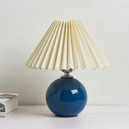 Nordic Minimalist Pleated Table Lamp