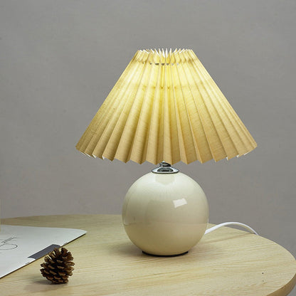 Nordic Minimalist Pleated Table Lamp