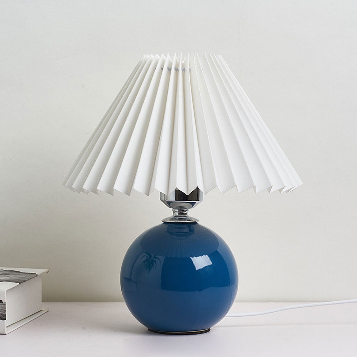Nordic Minimalist Pleated Table Lamp