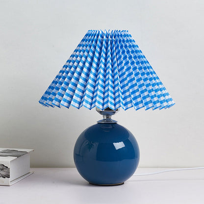 Nordic Minimalist Pleated Table Lamp