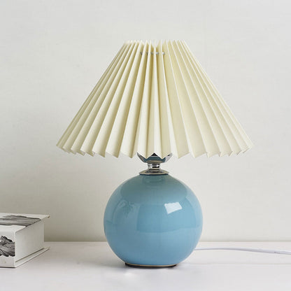 Nordic Minimalist Pleated Table Lamp