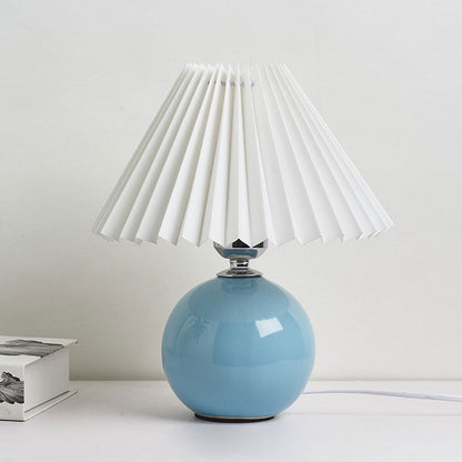 Nordic Minimalist Pleated Table Lamp