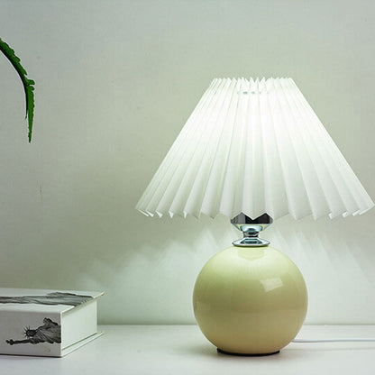 Nordic Minimalist Pleated Table Lamp