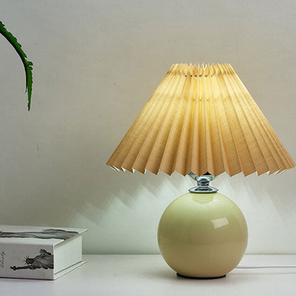 Nordic Minimalist Pleated Table Lamp