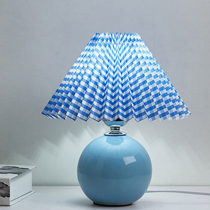 Nordic Minimalist Pleated Table Lamp