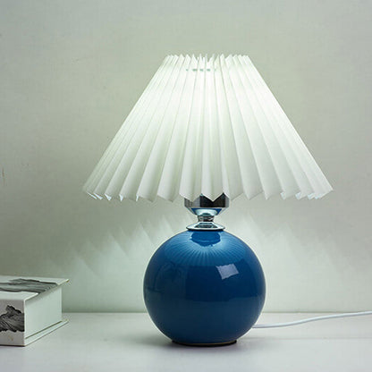 Nordic Minimalist Pleated Table Lamp