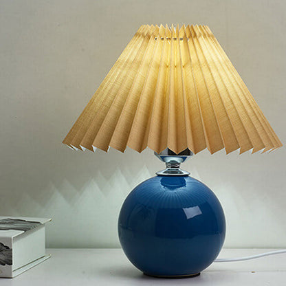 Nordic Minimalist Pleated Table Lamp