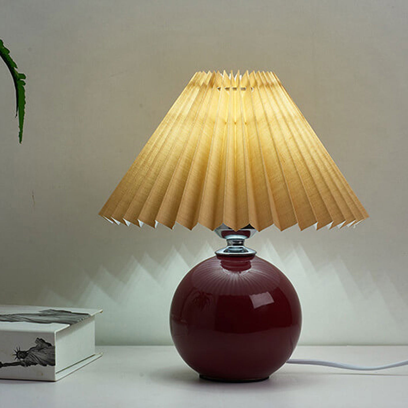 Nordic Minimalist Pleated Table Lamp