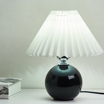 Nordic Minimalist Pleated Table Lamp