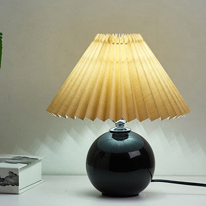 Nordic Minimalist Pleated Table Lamp