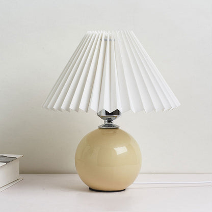 Nordic Minimalist Pleated Table Lamp