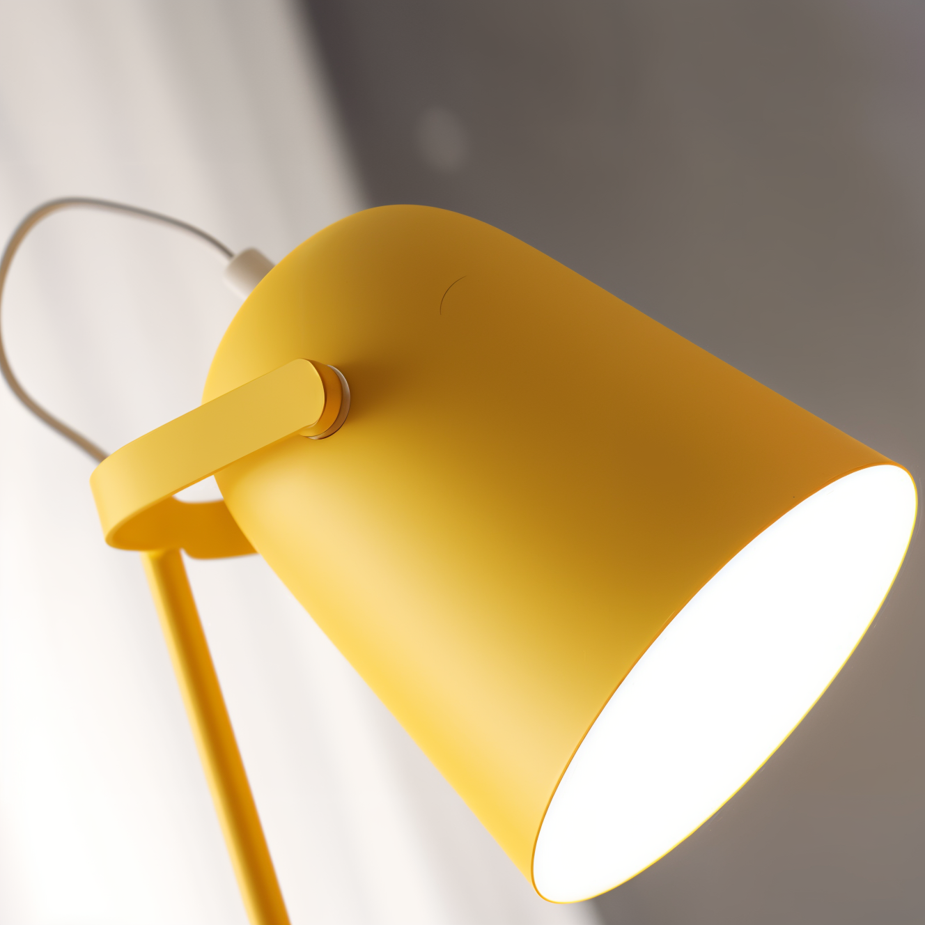 Desk Lamp | Adjustable Task Lighting