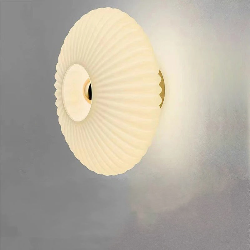 Round Wall Light | Decorative Halo Effect
