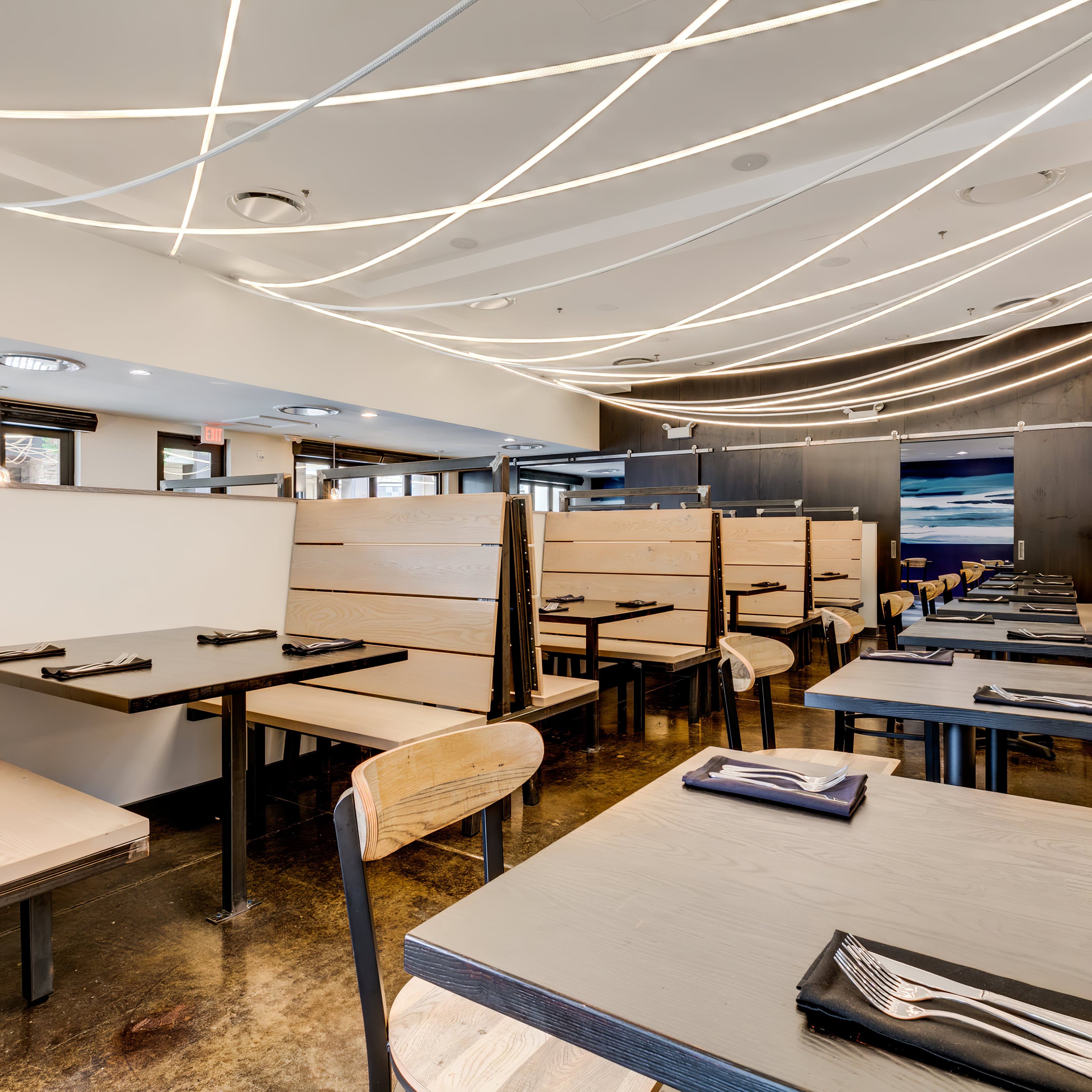 Flexible Rope Pendant Light | Customisable Hanging Design