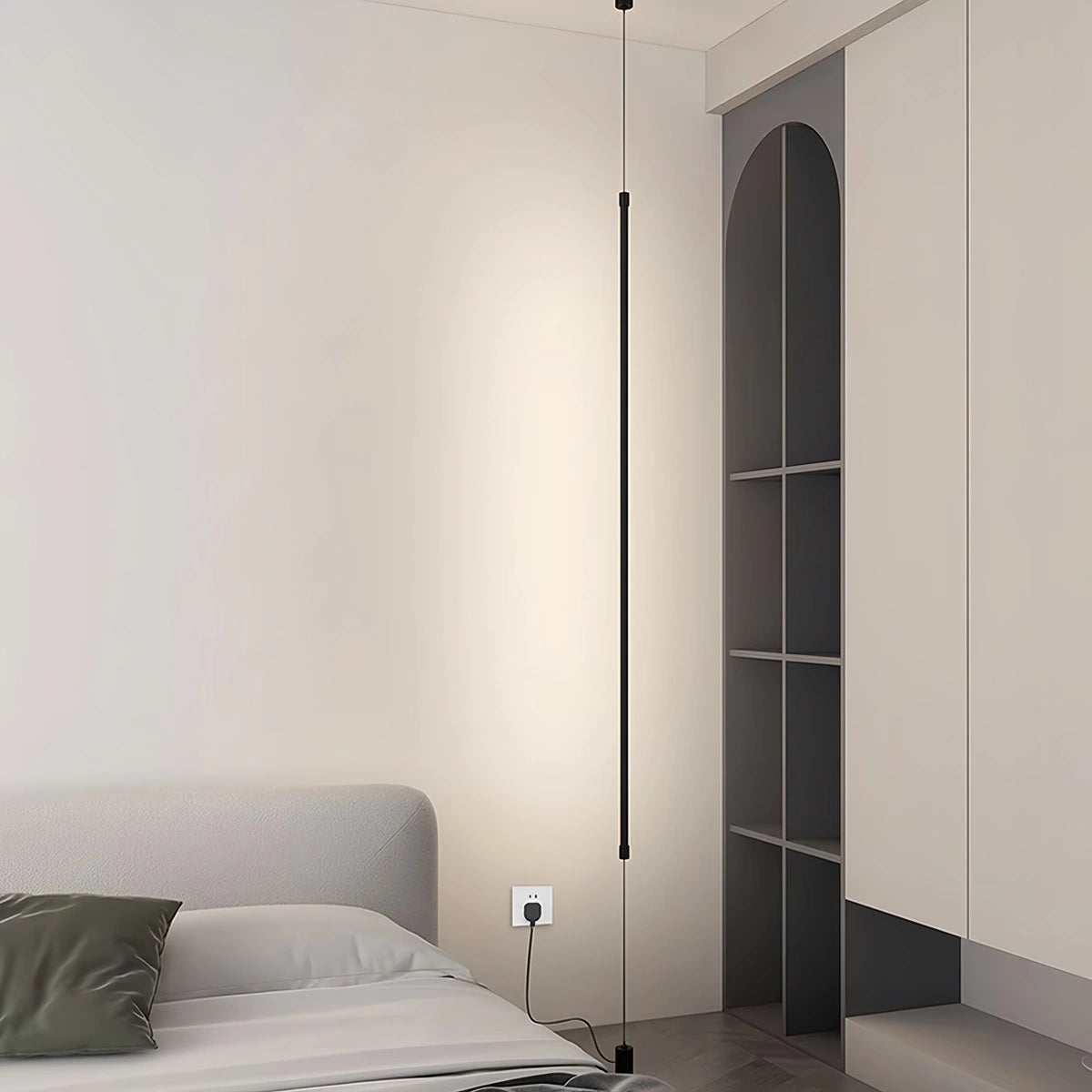 Floor To Ceiling Lamp | Minimalist Vertical Lighting