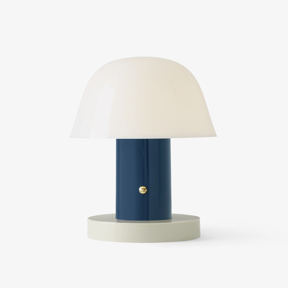 Modern Table Lamp With USB Port | Bedside Desk Light