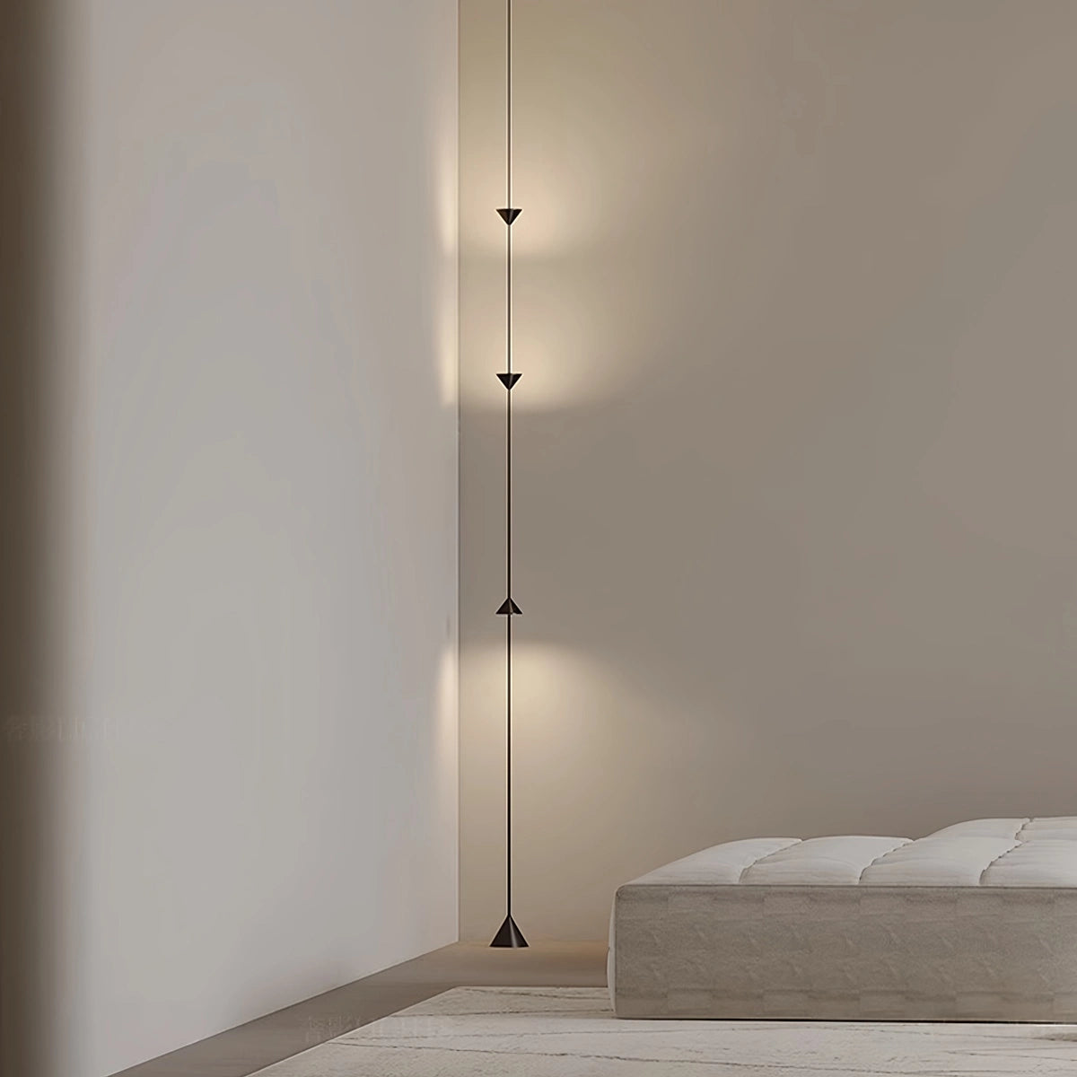 Floor To Ceiling Lamp | Adjustable Ambient Lighting