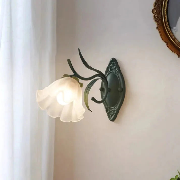 Floral Wall Light Lily Design Sconce