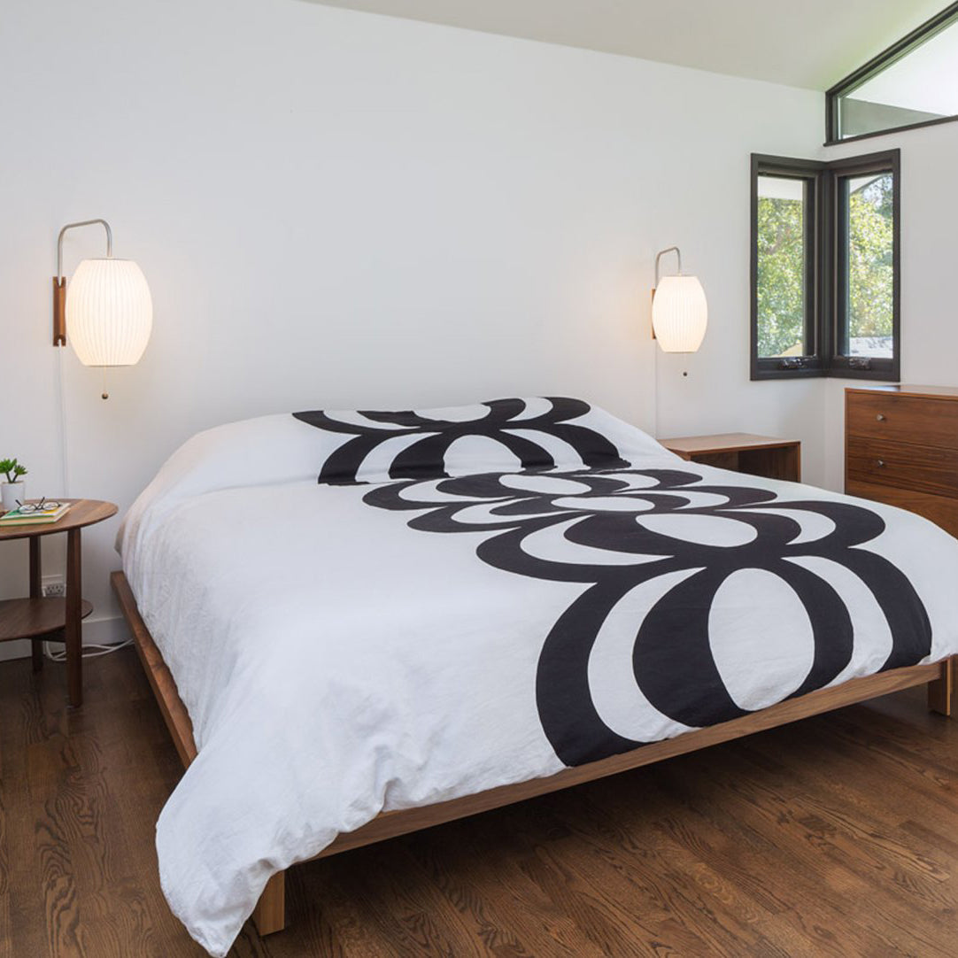 Japandi Wall Lamp | Adjustable Plug In Lighting