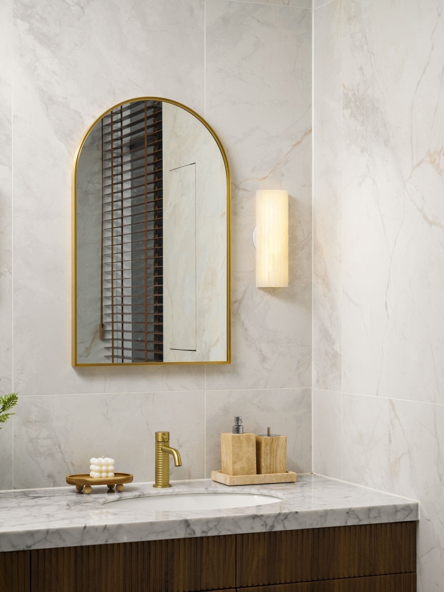 Alabaster LED Wall Lamp Fluted Rectangle Front