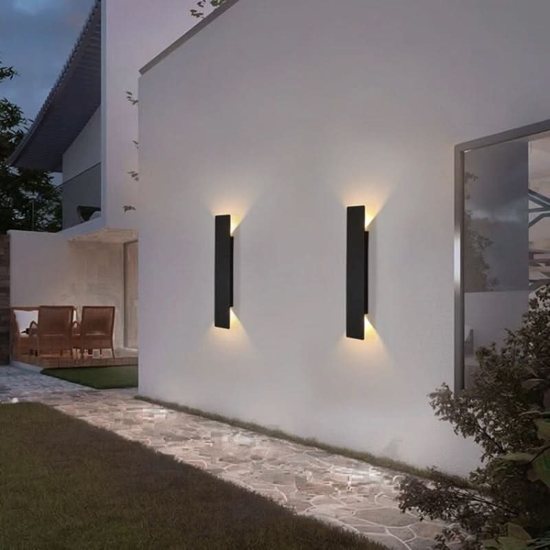 Outdoor Wall Light | Weatherproof