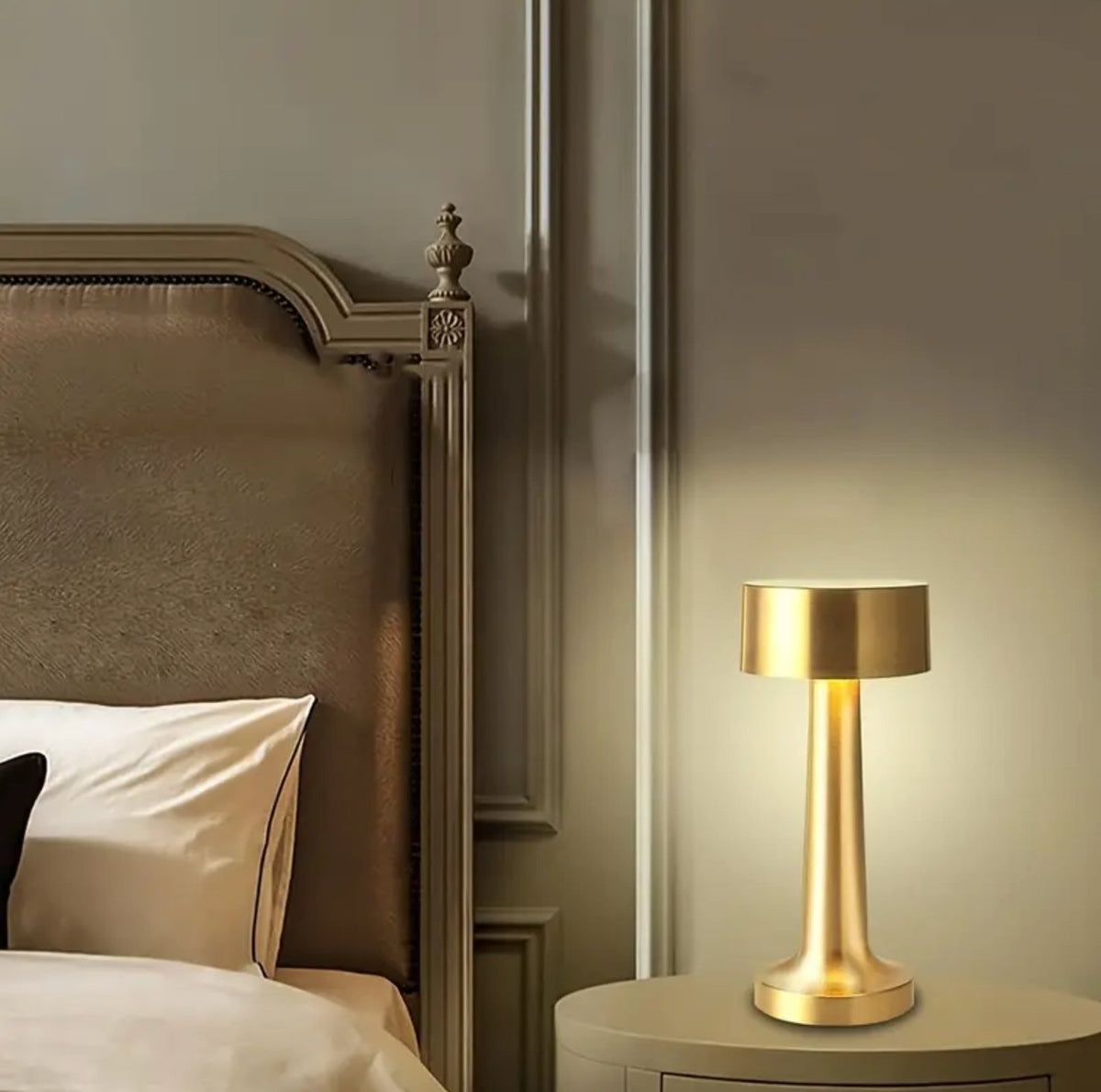 Elara Haus ModernArt Cordless Table Lamp - Dimmable LED, Touch Control & Rechargeable Close Up