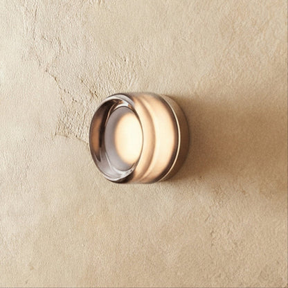 Minimalist Aluminum Wall Lamp Concentric Circle Detail