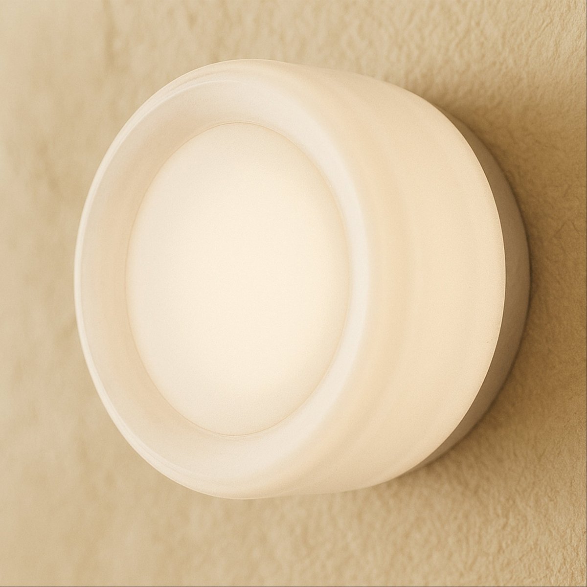 Minimalist Aluminum Wall Lamp Concentric Circle Full