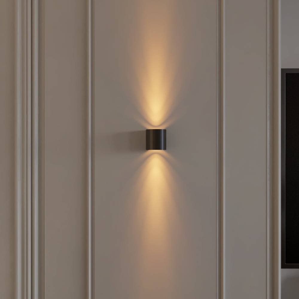 Minimalist Aluminum Wall Lamp Curved Uplighter View 13