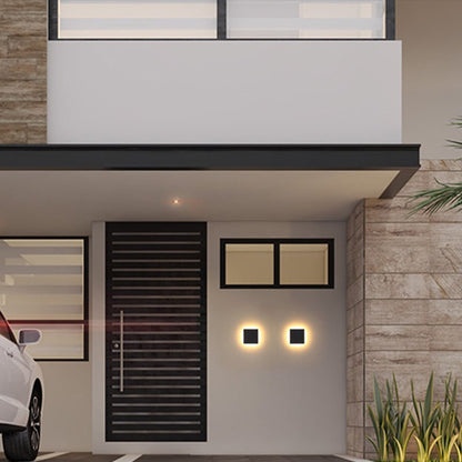 Minimalist LED Outdoor Wall Lamp Flush Disc Alternate