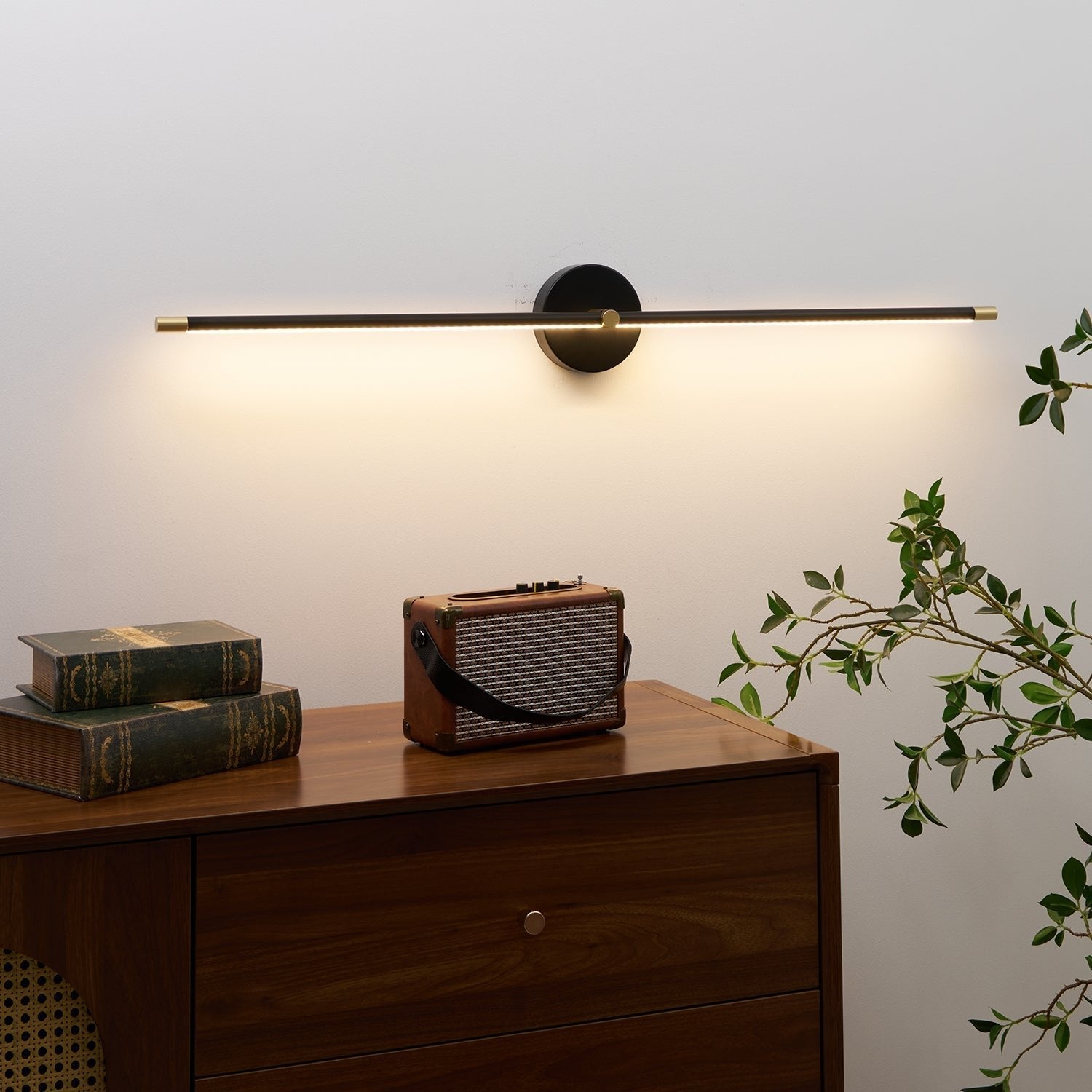 Minimalist Metal LED Wall Lamp Linear Rod Alternate
