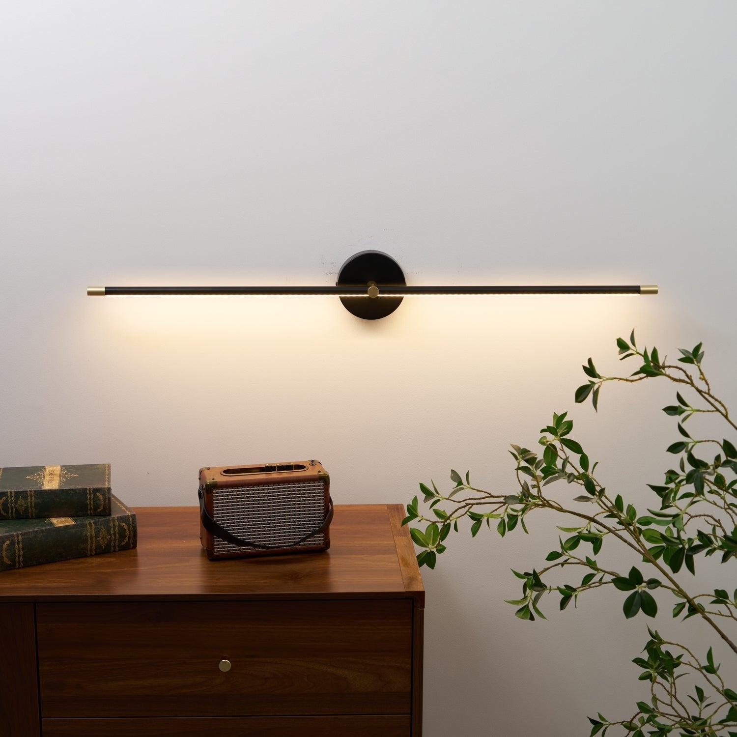 Minimalist Metal LED Wall Lamp Linear Rod Full