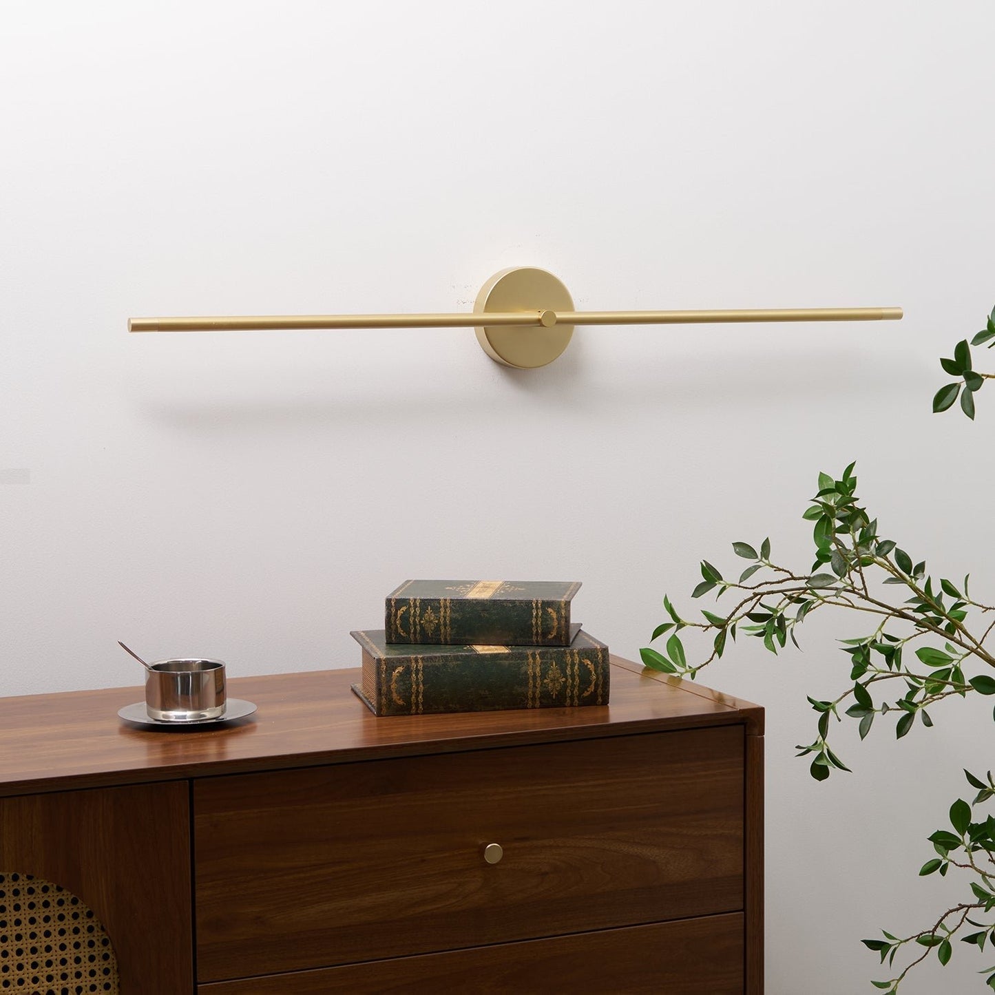 Minimalist Metal LED Wall Lamp Linear Rod Side