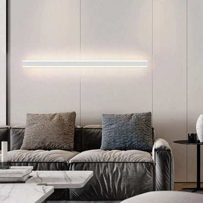 Minimalist Metal Linear Bar Wall Lamp Alternate