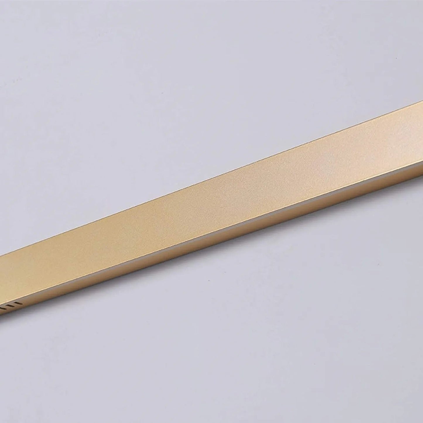 Minimalist Metal Linear Bar Wall Lamp Angle