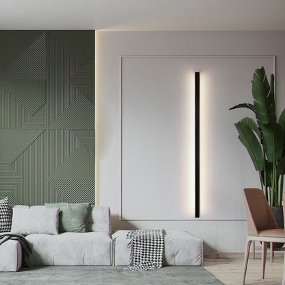 Minimalist Metal Linear Bar Wall Lamp Close Up