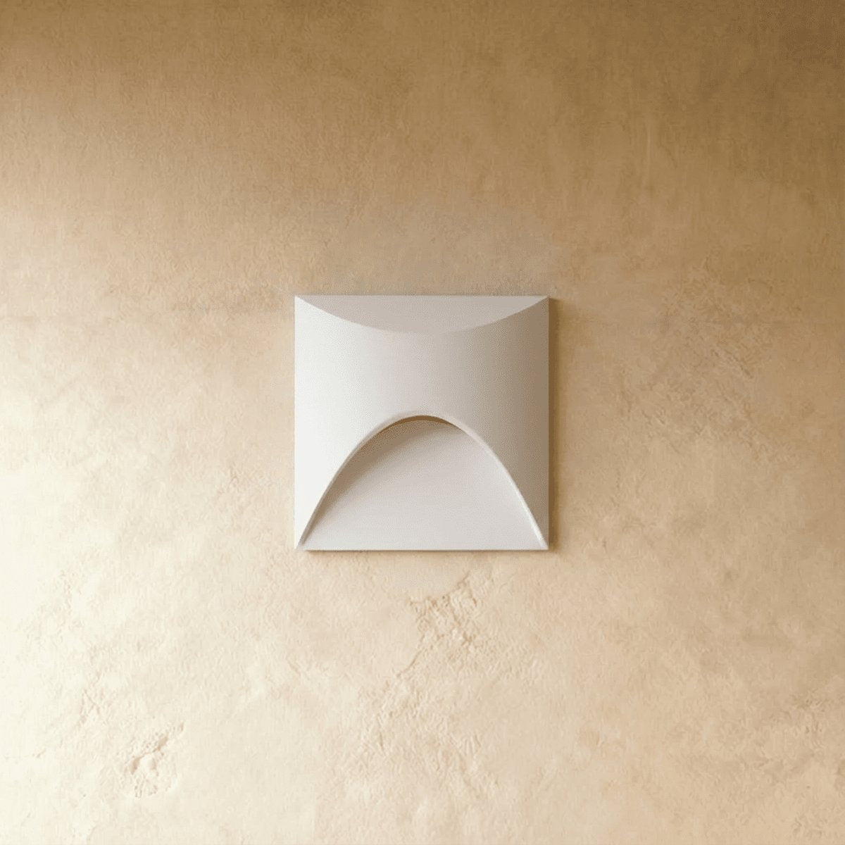 Minimalist Metal Recessed Stair Light Curved Cutout LED Back