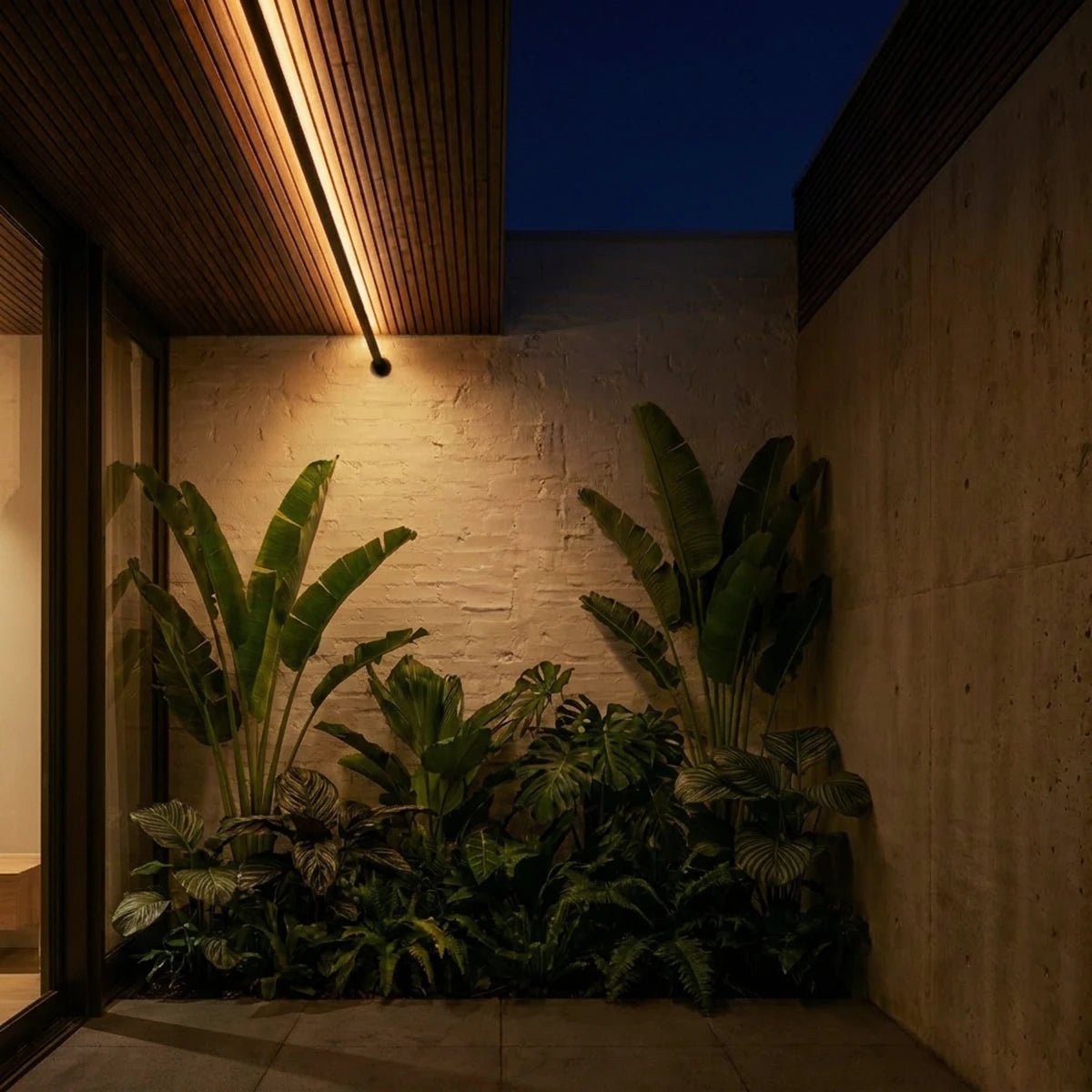 Minimalist Metal Wall Lamp Linear Geometric LED Back