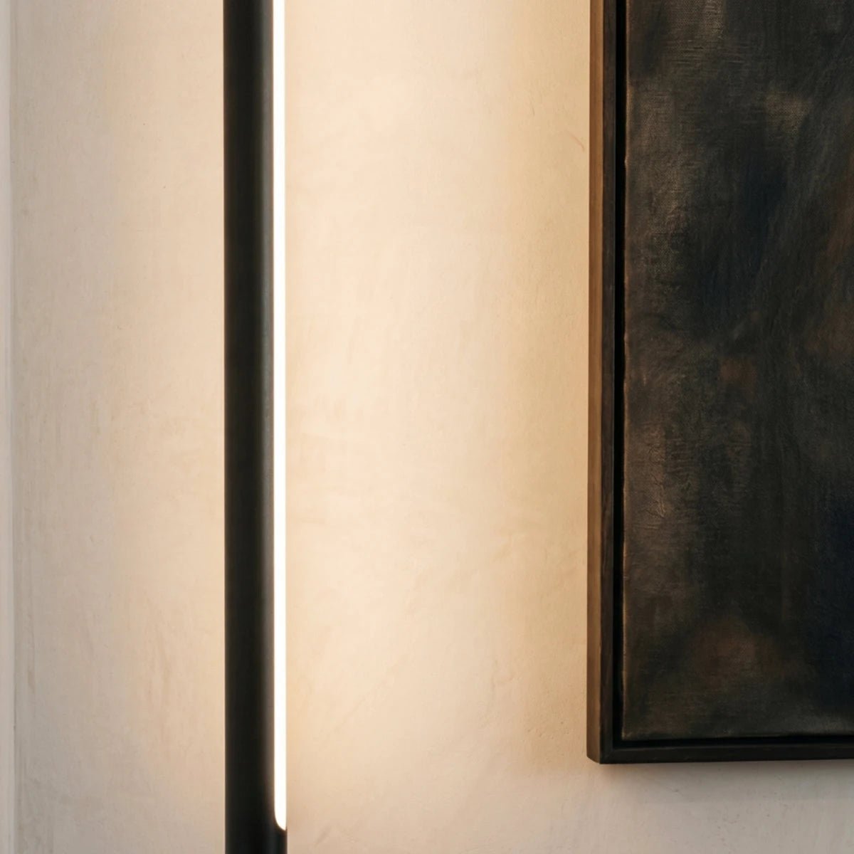 Minimalist Metal Wall Lamp Linear Geometric LED View 11