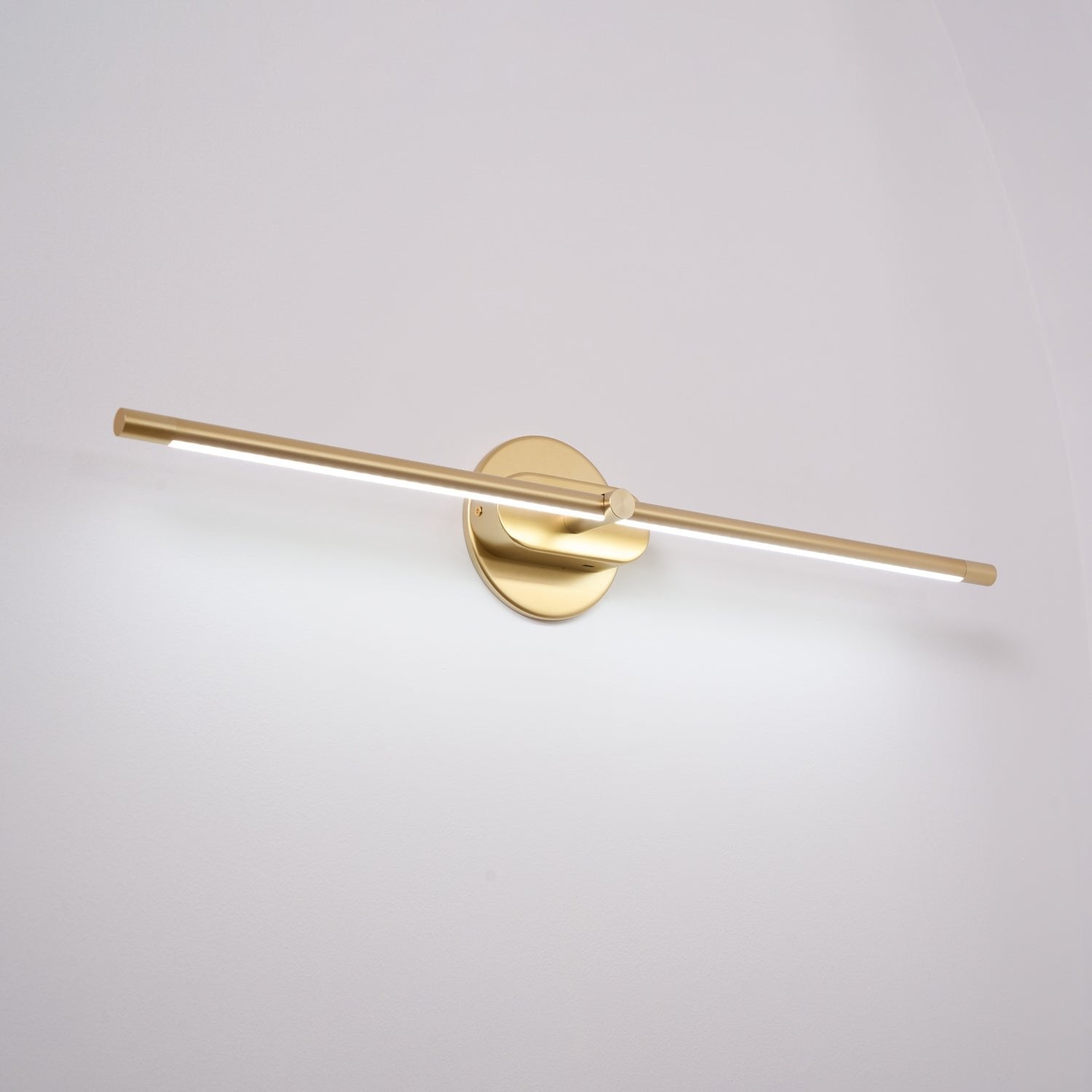 Minimalist Metal Wall Lamp Rechargeable Pivoting Full
