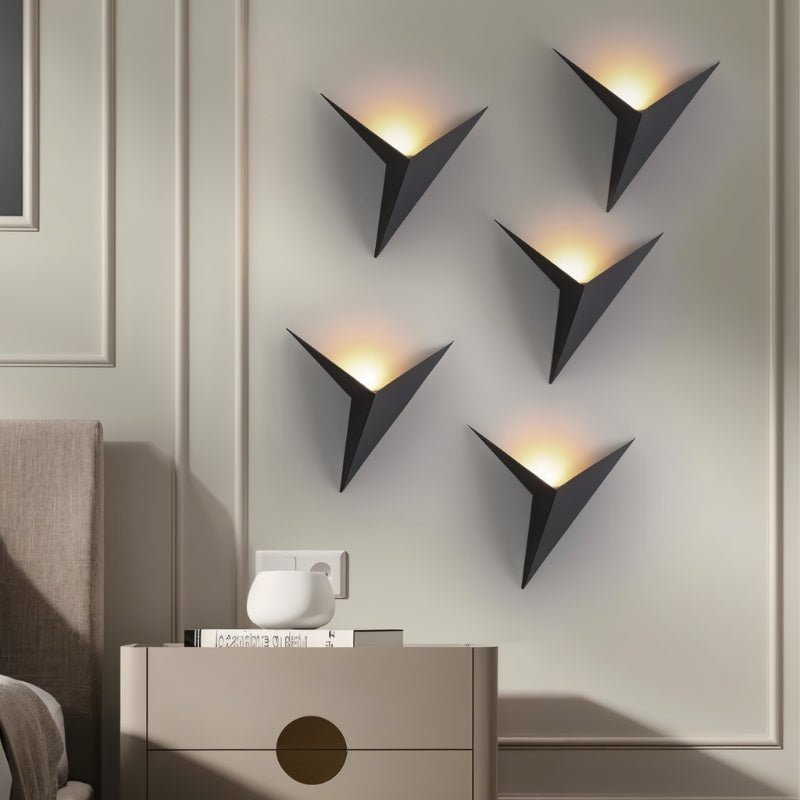 Minimalist Metal Wall Lamp Three Point Star Angle