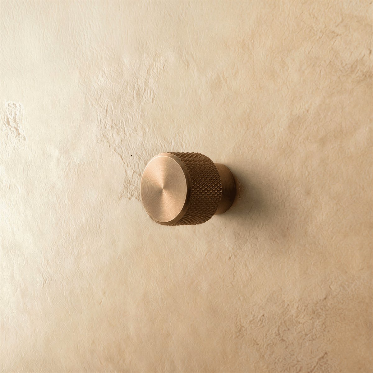 Modern Metal Cabinet Knob Pull Bar Knurled Hero