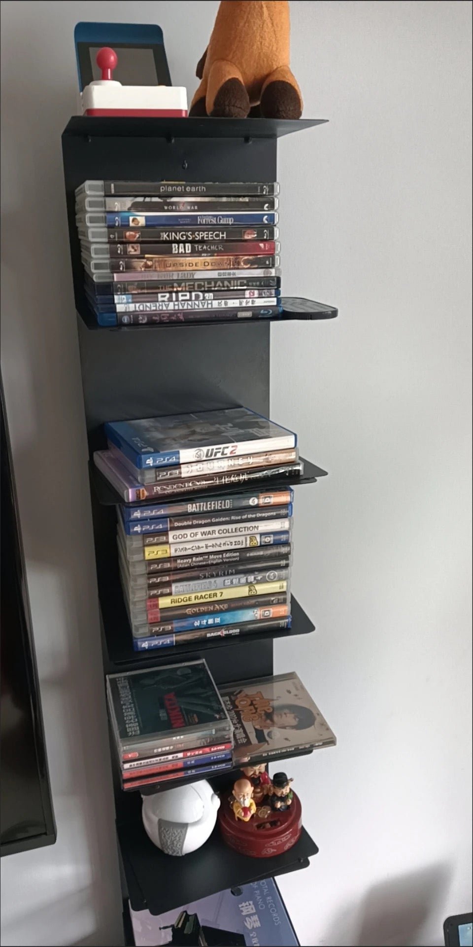Modern Metal Floating Bookshelf Staggered Shelves Lifestyle