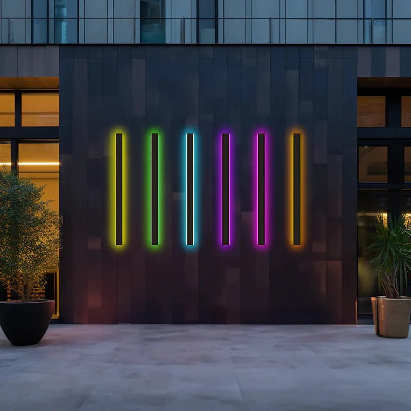 Modern Metal Outdoor Wall Lamp Linear LED Alternate