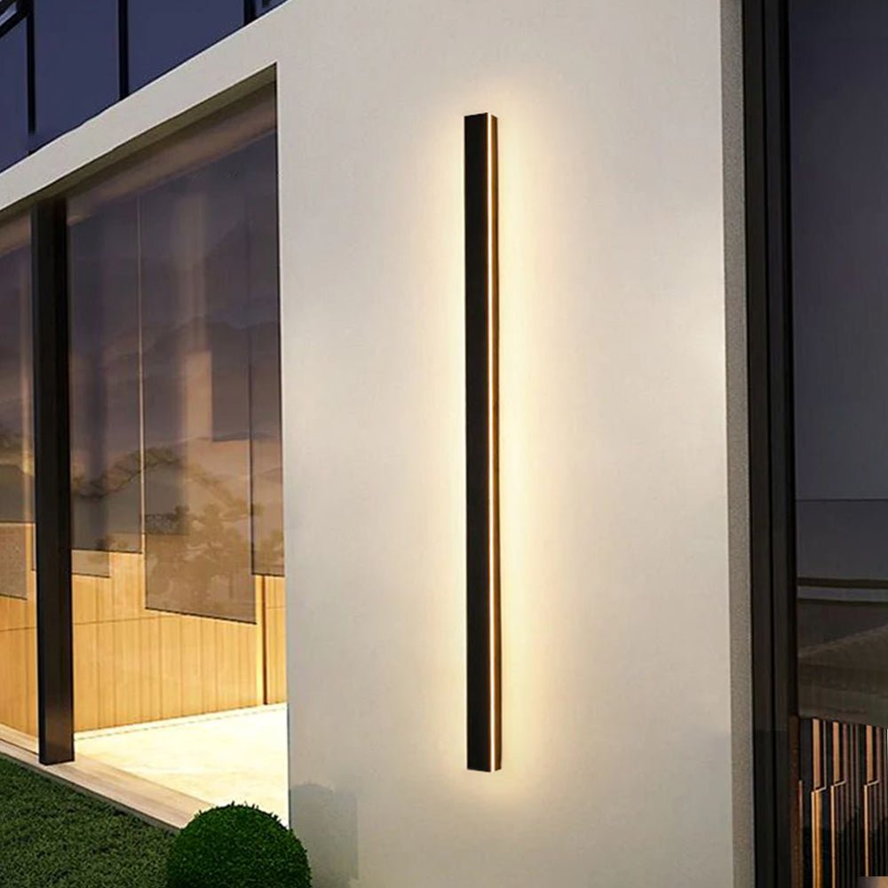 Modern Metal Outdoor Wall Lamp Linear LED Front