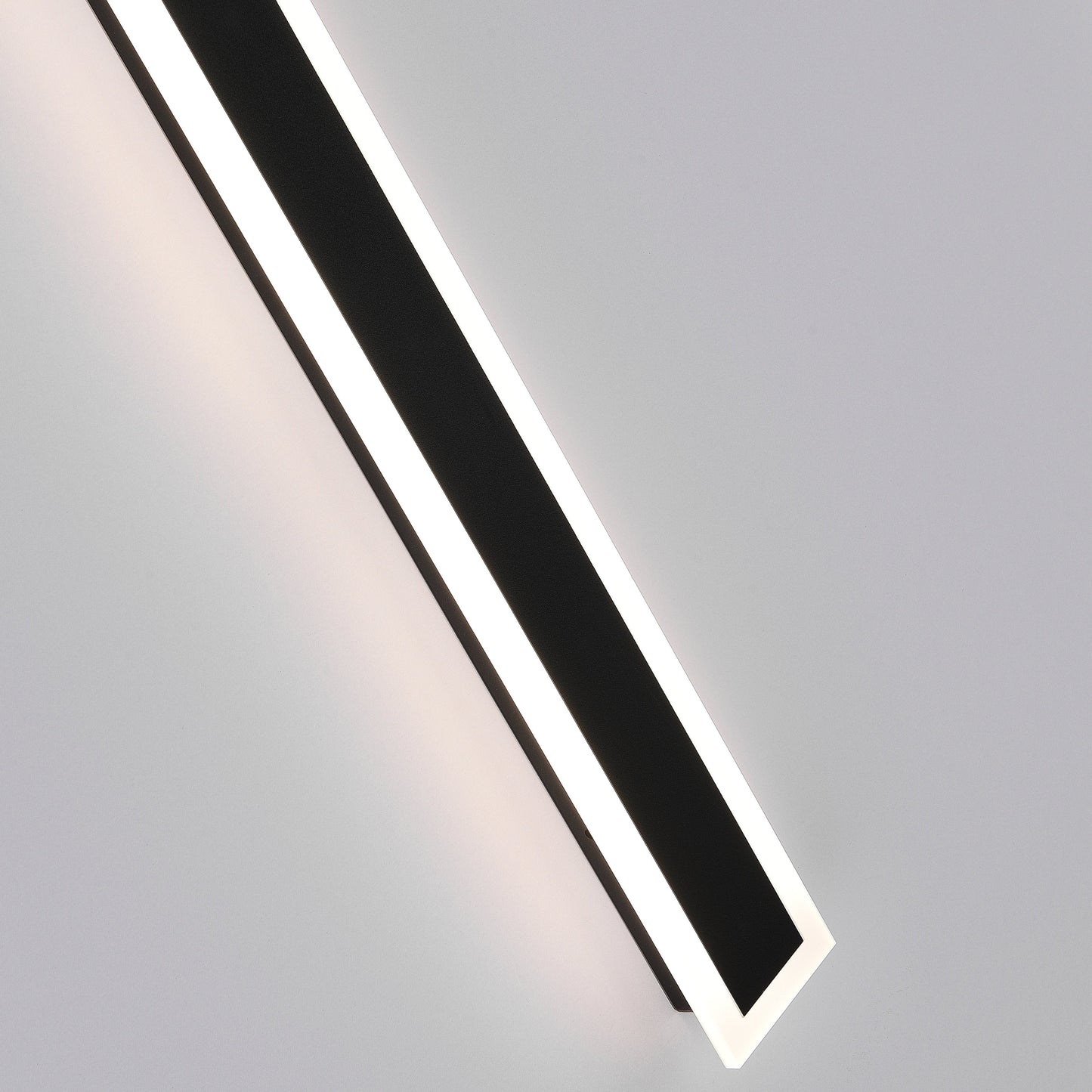 Modern Outdoor Wall Lamp LED Linear Bar Close Up