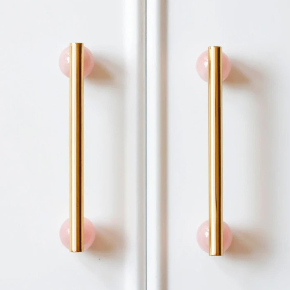 Scandinavian Marble Pull Bar Brass Sphere Tip View 11