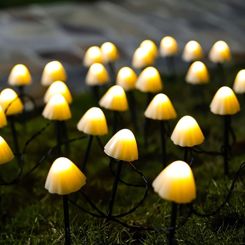 Solar Mushroom Outdoor Garden Lamp Warm White LED Close Up