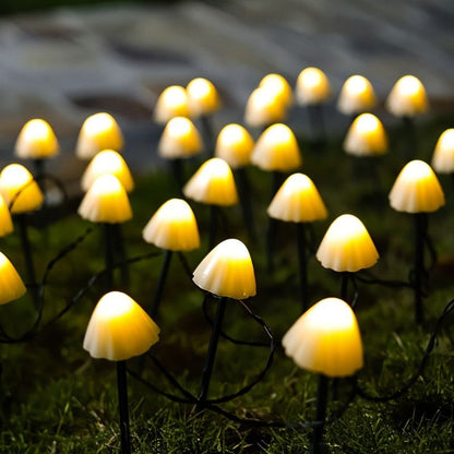 Solar Mushroom Outdoor Garden Lamp Warm White LED Close Up