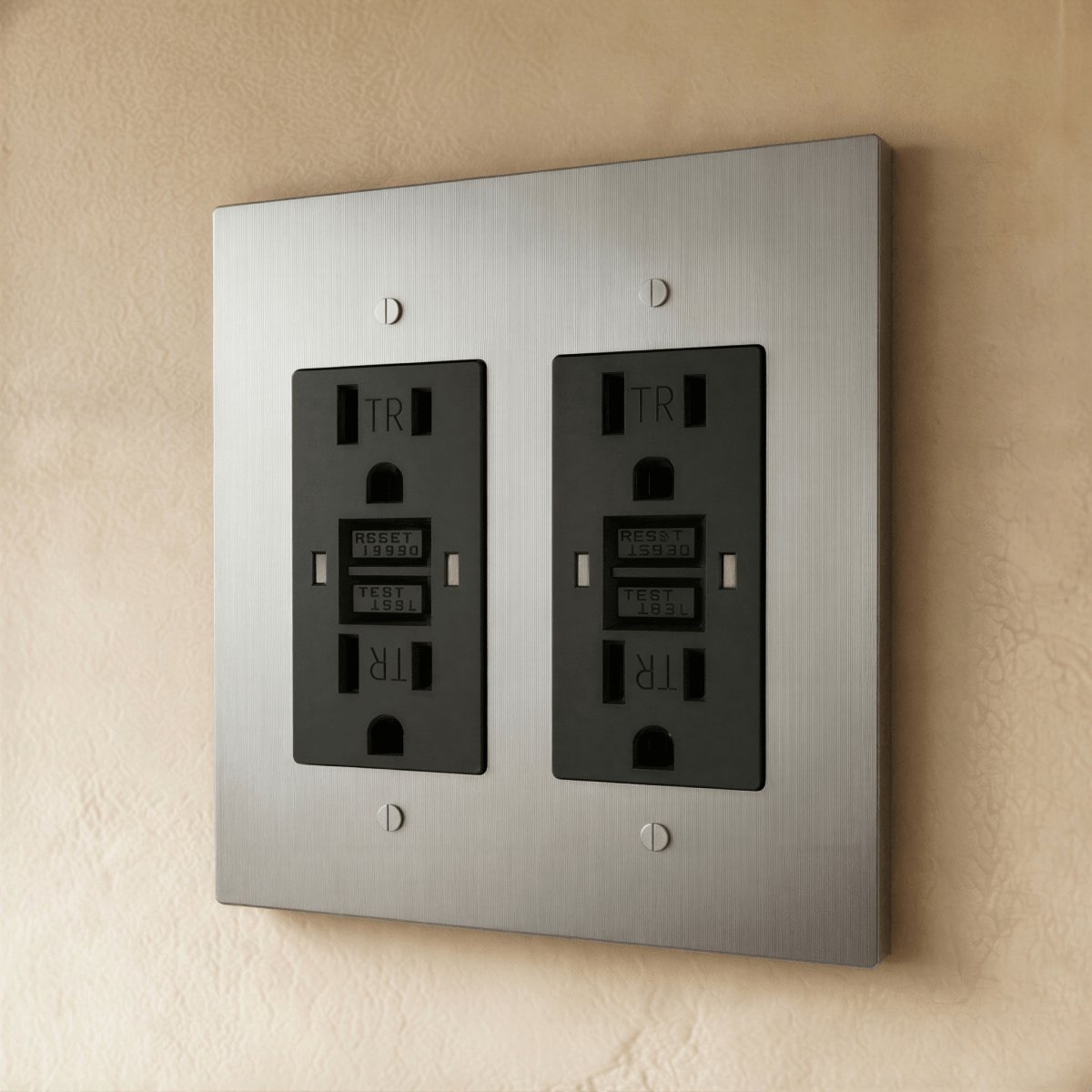 The Brass Outlet (1 to 4 Gang) View 34